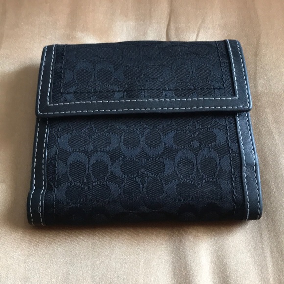 Vintage Coach Wallet - Picture 2 of 8